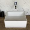 CORA - Solid Surface Opzetkom - Defiant Square Front - Carrara Cremo Achterwand