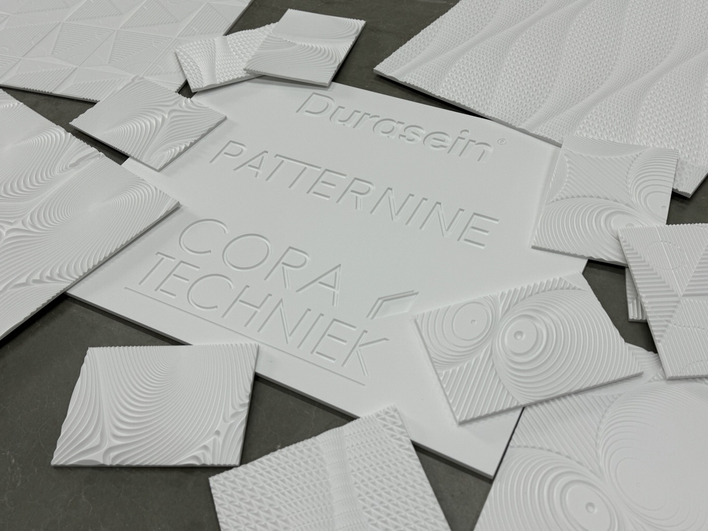 CORA Techniek Patternine - 3D Structuren in Solid Surface - hoofdafbeelding